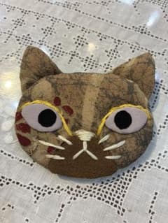 猫のブローチ　Cのサムネイル