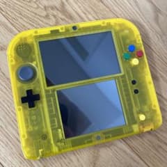 ニンテンドー2DS ポケットモンスター ピカチュウ　クリアイエローのサムネイル