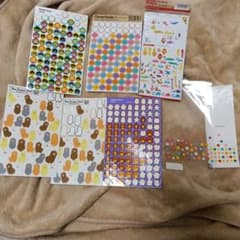 中古 8枚 シールセット 動物 人 花のサムネイル
