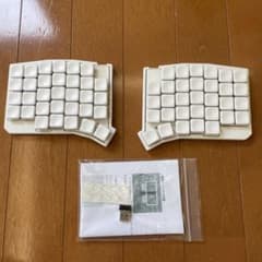 完成品】64キー自作キーボード ロープロファイル 無線化 - メルカリ