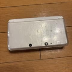 ニンテンドー3DS ホワイト 本体 動作未確認のサムネイル