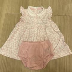【美品】GAP 花柄ワンピース 0-3ヶ月 セットのサムネイル
