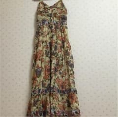 ナイン 花柄 マキシワンピースのサムネイル