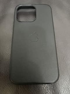 iPhone13PRO Apple純正レザーケースのサムネイル