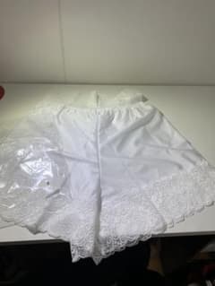 [新品未使用]Ｍサイズ フレアパンツのサムネイル