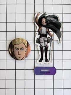 進撃の巨人 エルヴィン・スミス アクリルスタンド＆缶バッジセットのサムネイル