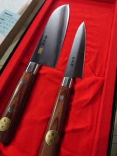 長尾刃物製作所 宏元 三徳包丁 ペティナイフ 2本セット 天味寿楽 未使用品 長尾刃物製作所 宏元 三徳包丁 ペティナイフ 2本セット 天味寿楽 未