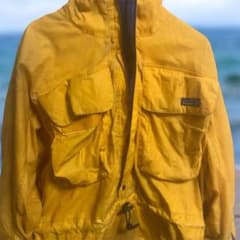 Patagonia マウンテンパーカー イエロー Sサイズのサムネイル