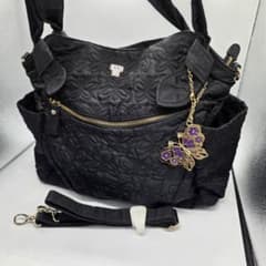 【極美品】ANNA SUI キルティング　バッグ　バタフライチャーム付　ブラック m40474833720_1.jpg?1775484668