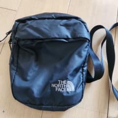 THE NORTH FACE ブラックショルダーバッグ