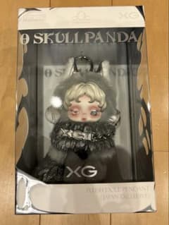 POPMART XG SKULLPANDA スカルパンダのサムネイル