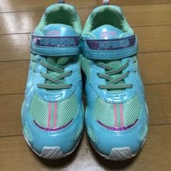 moon star  女の子 スニーカー　23.5のサムネイル