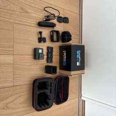 GoPro HERO5 BLACK 本体 アクセサリーセットのサムネイル