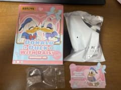 52TOYS Donald Duck with Daisy フィギュア　ドナルドのサムネイル