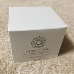ラフィネ パーフェクトワン モイスチャージェル 75gのサムネイル