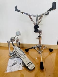 【まとめ売り】TAMA  ドラム キックペダル＆スネアスタンドのサムネイル