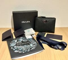 PRADA プラダ サフィアーノトライアングル ロゴ コンパクトウォレット PRADA プラダ サフィアーノトライアングル ロゴ コンパクトウォレット