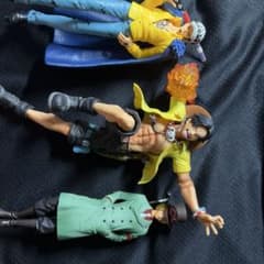 ワンピース フィギュア 3体セット ロー　エース　サボ　スタンドありのサムネイル