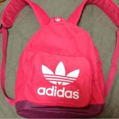 adidas リュックのサムネイル