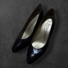 Yves Saint Laurent 블랙 가죽 펌프스 35