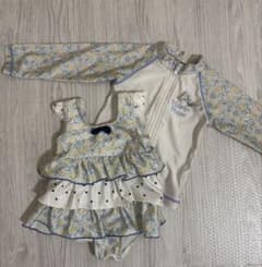 【セット】【Sale】 花柄　ドット　水着　 ＆ ラッシュガード 80のサムネイル