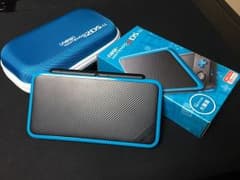 2DS ll 本体 ケース付き フィルム貼り付け済みのサムネイル