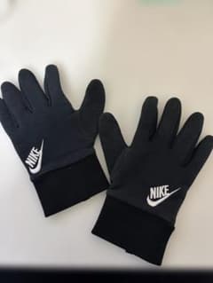 Nike 黒 手袋 ロゴ入り 伸縮性のサムネイル