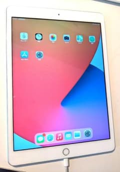 美品 iPad 第7世代 32G バッテリー93% シルバー 美品 iPad 第7世代 32G バッテリー93% シルバー - メルカリ