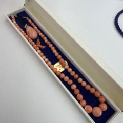 沖縄特産 本珊瑚 ネックレス アクセサリーのサムネイル
