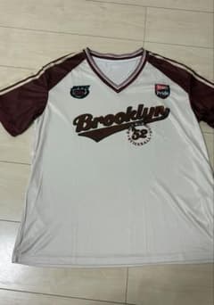 Brooklyn 52 Vネック 半袖 Tシャツ