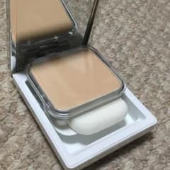 クリニーク☆イーブンベター パウダーファンデーションのサムネイル