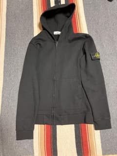 STONE ISLAND ブラックパーカー Mのサムネイル