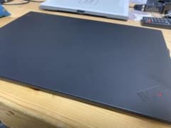 thinkpad x1 EXTREME 2tb ssd GTX1050Tiのサムネイル