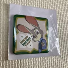 ディズニー Happy Rabbit Year 缶バッジのサムネイル