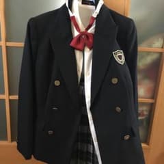 ブレザースーツのサムネイル