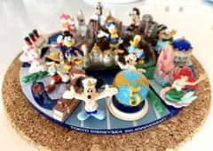 レア】ディズニーシー5周年ローソン限定ジオラマ全セット - メルカリ