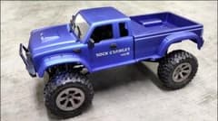 ラジコンカー トラック オフロード 4WD 1/16　無段階制御 DIY可能のサムネイル
