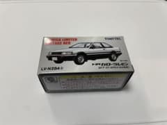 未開封トミカリミテッドヴィンテージネオ　トヨタ カローラレビン GT-APEXのサムネイル