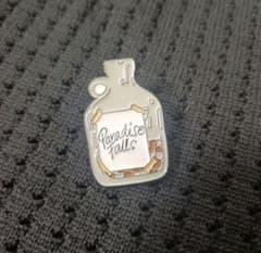 カールじいさんの空飛ぶ家 貯金 Paradise Falls ピンバッジ - メルカリ