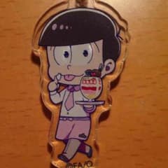 おそ松さんアニメイトカフェ限定トド松アクリルファスナーチャームのサムネイル