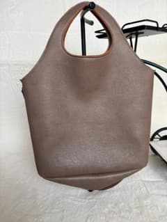 ANITA BILARDI レザー 2WAY 約（縦33×横34×幅18cm） - メルカリ