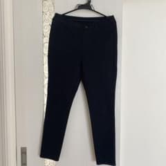 UNIQLO ブラック スキニーパンツ XL 2枚セットのサムネイル