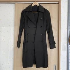 黒　トレンチコートのサムネイル