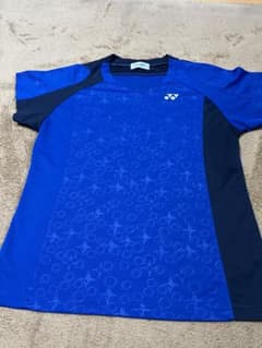 お値下げしました。 YONEX レディースバドミントンシャツ Mサイズ 青のサムネイル
