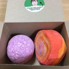 LUSH バスボム×2のサムネイル