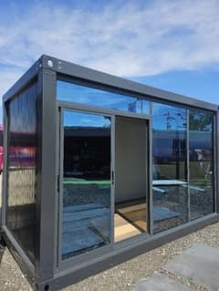 プレハブ完成品、 タイニーハウス コンテナハウス、子供部屋、店舗 