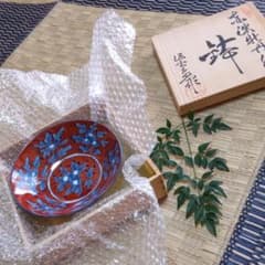 源右衛門  赤濃牡丹絵のサムネイル