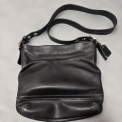 COACH レザーショルダーバッグ 黒 F01415 タッセル 斜め掛け - メルカリ