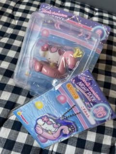 サンリオ ナイトプールのサムネイル