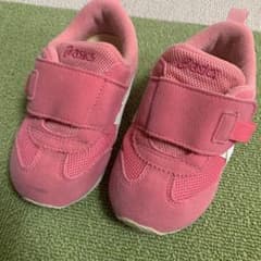 アシックス　スクスク　スニーカー　靴　15 女の子　ピンクのサムネイル
